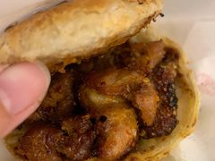烧饼夹五花肉-老徐烧烤涮肚(交道口店)
