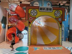 -反弹蹦床公园·运动乐园·团建·亲子派对(深圳观澜湖店)