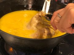 -鲜入围煮花胶鸡海鲜火锅