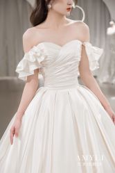 -艾米丽婚纱礼服