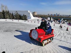 -长春世界雕塑园冰雪艺术天地