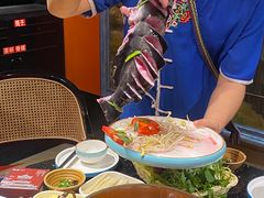 -亮欢寨酸汤鱼(沙冲路店)