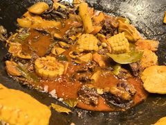 -缘福乡村铁锅炖民宿(八达岭店)