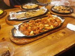 -老东镇啤酒屋海鲜加工·蒸汽海鲜·海鲜烧烤(台东店)