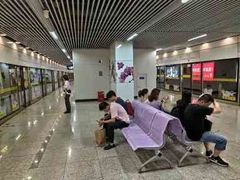 -伊犁路(地铁站)