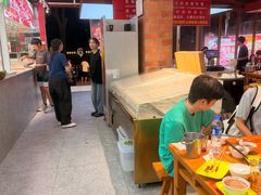 -养牛邓·潮汕牛肉海鲜自助火锅(广州店)