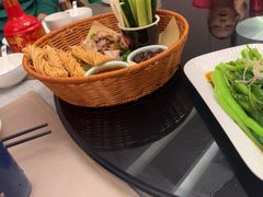 -闫府私房菜·百年鲁菜(恒隆店)