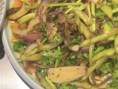-臻牛烤肉