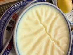 招牌厚乳双皮奶-广信牛奶甜品世家(台东店)