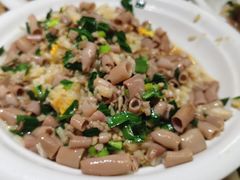 -超越海鲜屋(飞龙物业店)