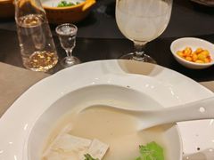 -忆江南·临江鱼馆