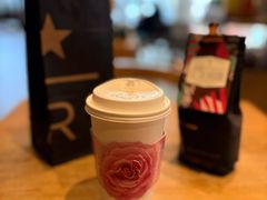 -星巴克臻选(九龙路万科广场店)