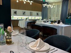 -华凌牛庄西餐厅(乌鲁木齐华凌美爵大饭店)