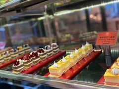 -东莞塘厦三正半山温泉酒店·沙利文西餐厅