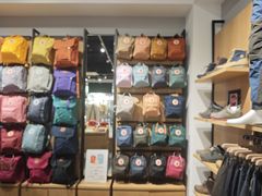 -王府井奥莱临潼小镇(临潼店)