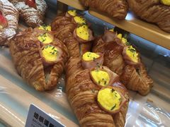 培根蛋酱可颂-可颂坊(中心书城店)