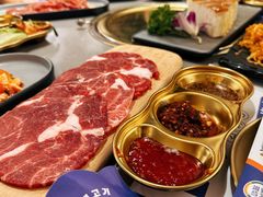 -金会长自助海鲜·烤肉(人民广场店)