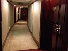 走廊-深圳富苑皇冠假日套房酒店
