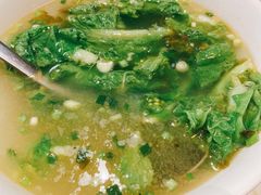 酸菜粉丝汤-传奇霸王兔