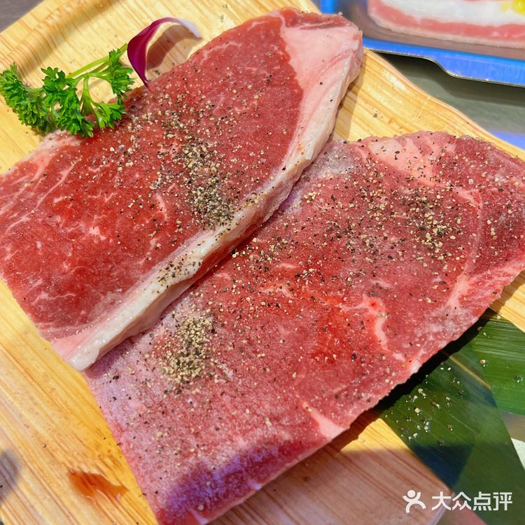 这家平价又好吃的烤肉店爱住了[礼花]