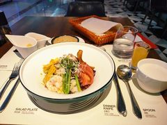 鸡肉大虾鲜蔬波奇碗-西堤牛排(龙德广场店)