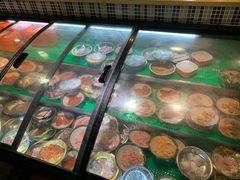 -尚品海鲜肥牛自助火锅(湖明店)