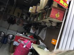 -二七友名焖子铺