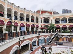 -佛罗伦萨小镇广佛名品奥特莱斯(疏港路店)