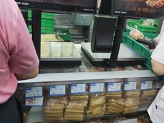 面包甜点陈列柜-宫廷糕点铺