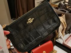 -COACH蔻驰(赛特奥特莱斯店)