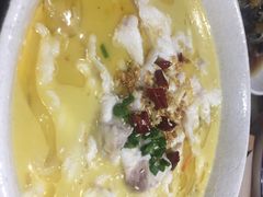 -老妈私房鱼头(欧洲城店)