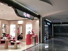 -Roger Vivier(北京SKP店)