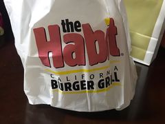 -The Habit Burger Grill 哈比特汉堡(爱琴海店)