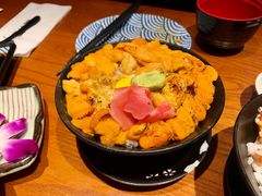 三色海胆饭-魔丼屋(日月光店)
