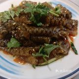 如今的金沙洲人气旺，美食多，很有城市生活气息