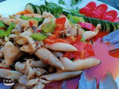 -四川小胡子海鲜(丁村万人海鲜广场店)