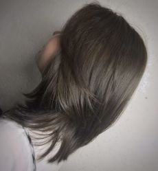 -诗悦发型SALON·圣罗兰店