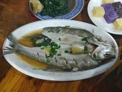 -云河农家乐饭店(福禄缘树山店)