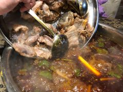 -肖肖酸萝卜鱼火锅(总店)