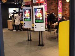 门面-麦当劳(长兴路万达店)