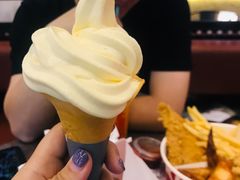 四国柚子冰淇淋花筒-肯德基(孝陵卫地铁站店)