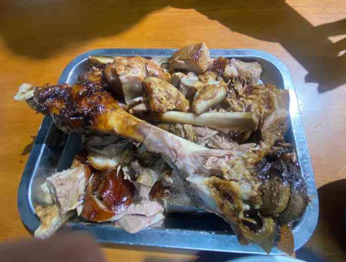 二张农家菜(昌平店)-"防疫:后厨不管是爆炒还是包包子的全部都不.