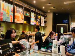 -星巴克臻选(南京金茂览秀城店)