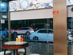 -广信牛奶甜品世家(台东店)