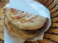 -闫家驴肉老店(华电一校店)