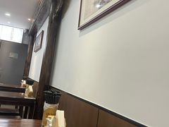 -蟹上黄·蟹黄面·江南糖水(人民广场店)