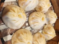 -馋三尺蟹粉小笼(人民广场店)