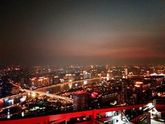 -广州柏悦酒店·悦吧·顶楼露天酒吧