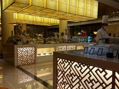 -东西风牛排馆周末烧烤自助(首都机场希尔顿店)