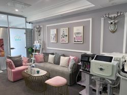 -YooMee优美智能科技美肤机构